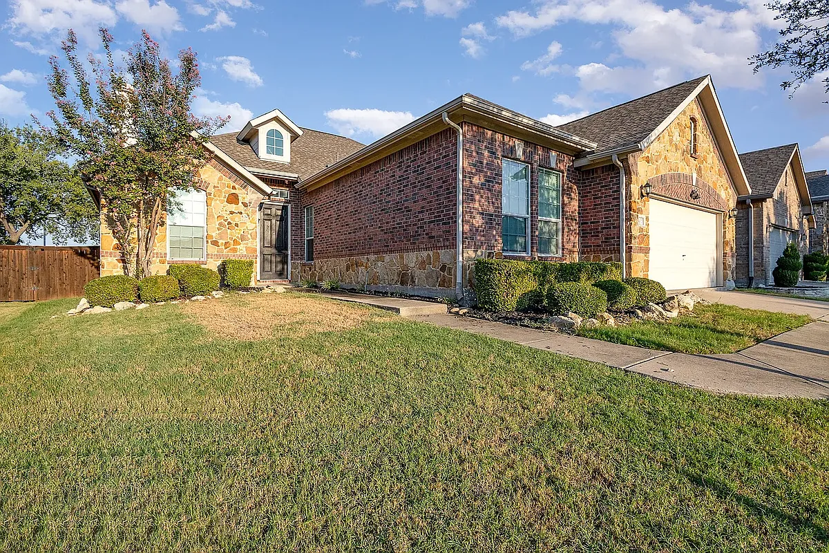 Building Photo - 1432 Palestine Dr