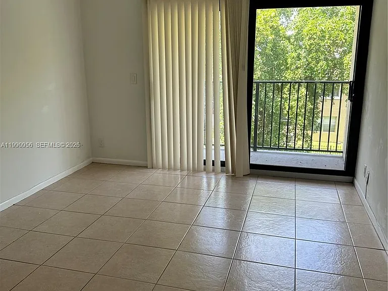 10001 W Atlantic Blvd #215 — Photo 18