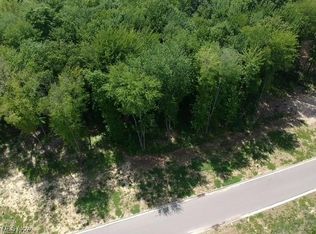 759 Club Dr W, Aurora, OH