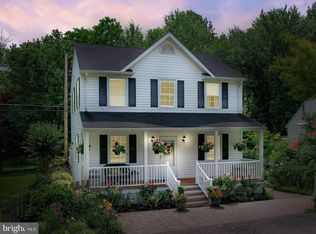 921 W Benning Rd, Galesville, MD 20765