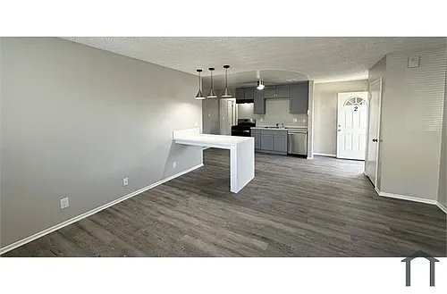38703 Larkin Ave #2 Photo 1