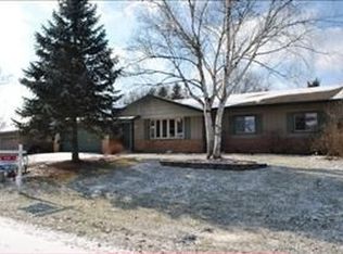 W132S7023 Fennimore Ln, Muskego, WI 53150