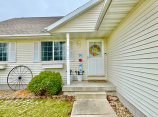 818 Jakob Ln, Evansdale, IA 50707