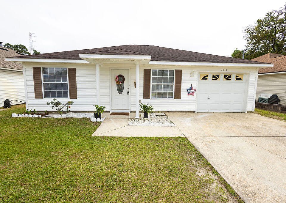 1st image of 1813 Brick Cir