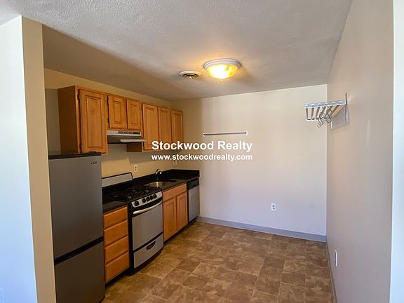 4th image of 385 Dorchester St APT C8