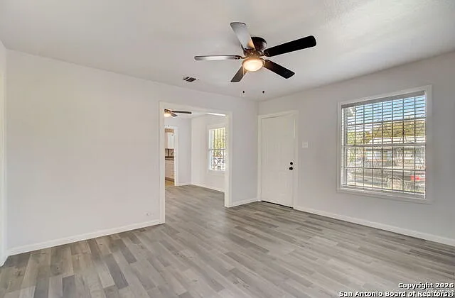 1622 Gorman — Photo 3