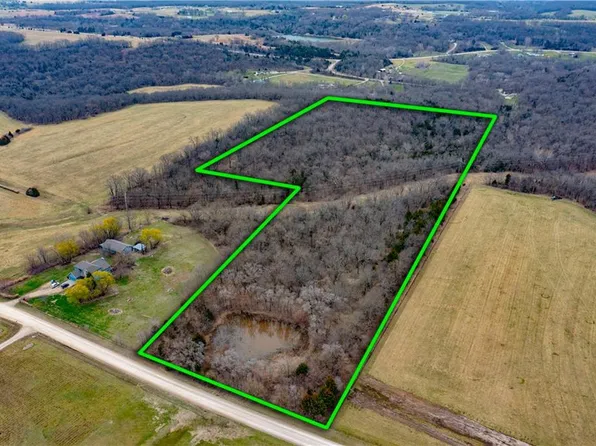 0 State Ave, Tonganoxie, KS 66086