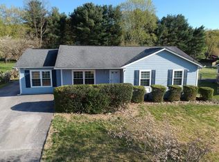 8006 Wilnoty Dr, Knoxville, TN 37931