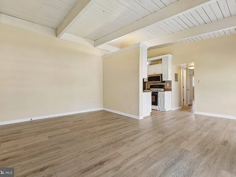 4901 Americana Dr #204 — Photo 10