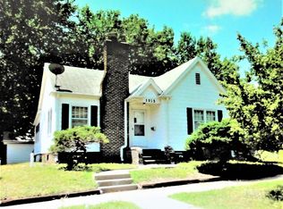 1015 SW 5th St, Topeka, KS 66606