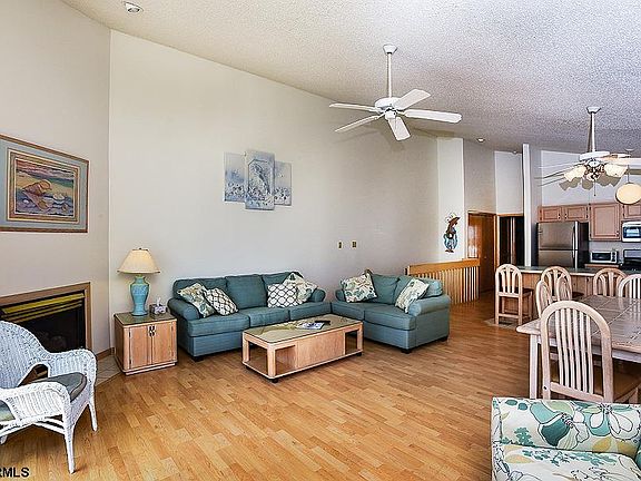 4th image of 2705 Landis Ave N #Sea