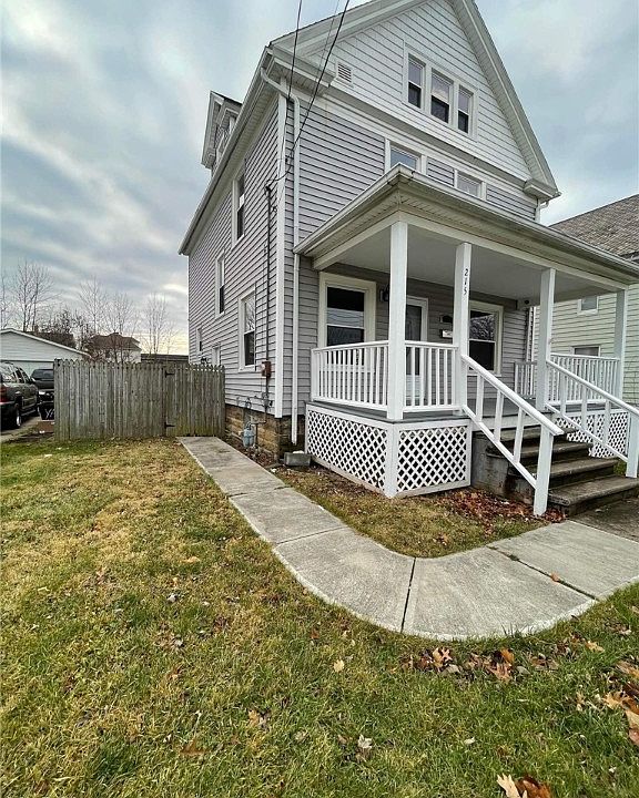 215 W 29th St, Lorain, OH 44055 Zillow