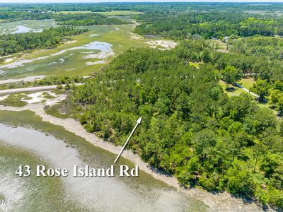 43 Rose Island Rd, Saint Helena Island, SC, 29920