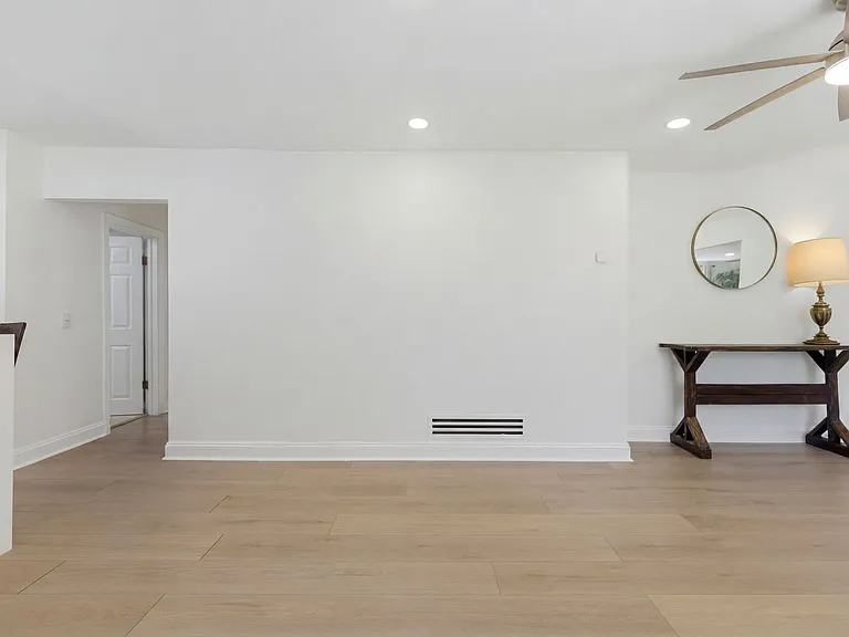 1030 Westmore Meyers Rd — Photo 27
