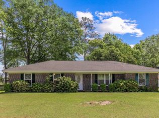 761 Bob Hall Rd, Dothan, AL 36305