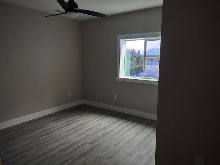 300 W Crawford Ave — Photo 66
