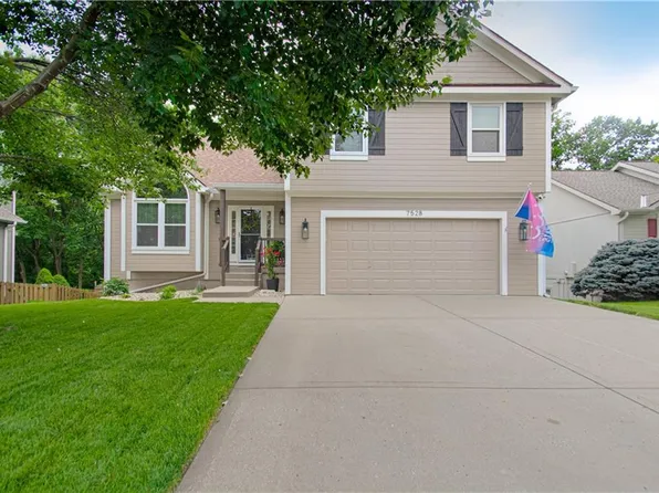 7528 N Tullis Ave, Kansas City, MO 64158