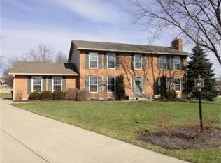 8930 Highlanders Ct, Springboro, OH 45066