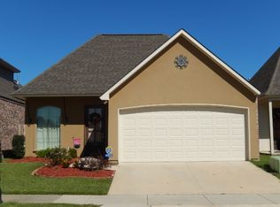 17813 Willow Trail Dr, Baton Rouge, LA 70817