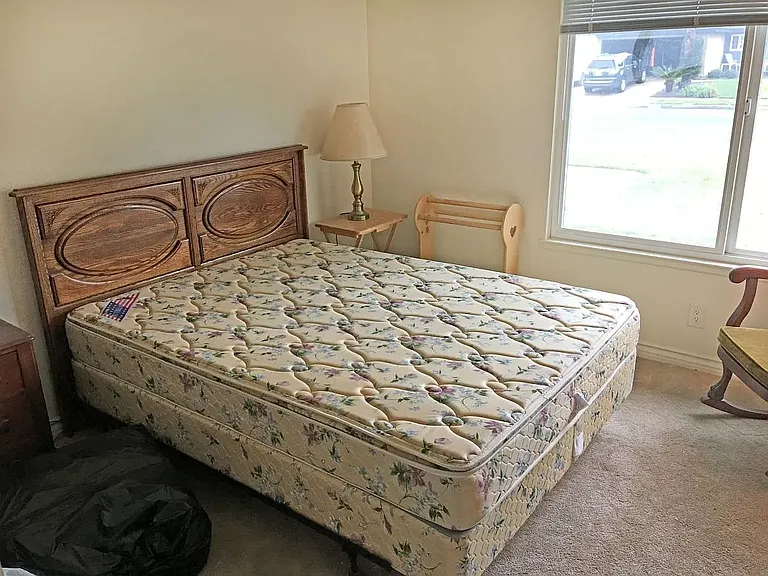 4213 E Croydon Ave — Photo 10