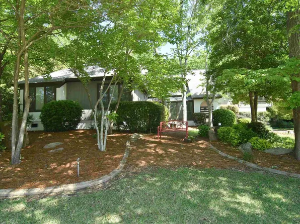 2209 Bob White Ln, West Columbia, SC 29169