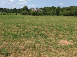 31814 McGuire Trl, Lindstrom, MN 55045