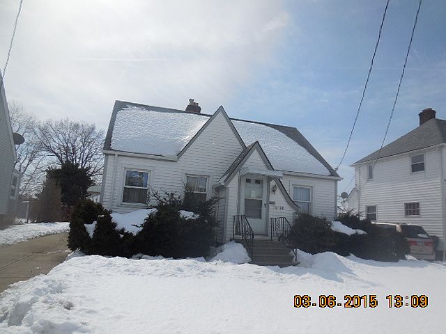 1st image of 20500 Naumann Ave