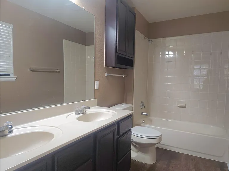 160 Rummel Dr — Photo 6