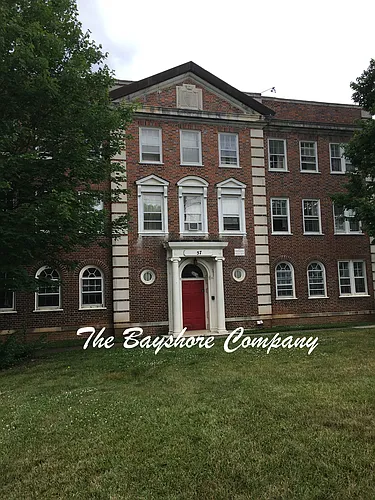 57 E Chestnut St Photo 1