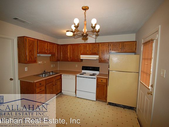 3rd image of 4904 Allen St #B