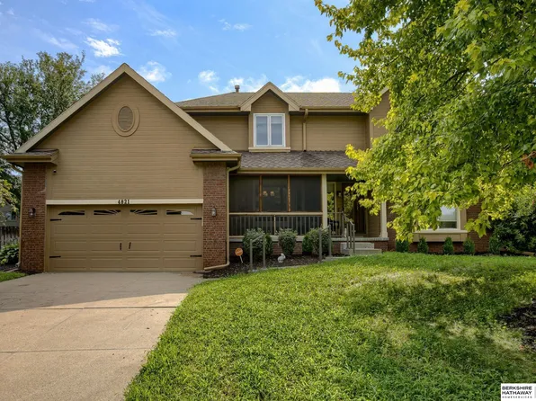 4821 Lakeside Dr, Omaha, NE 68135