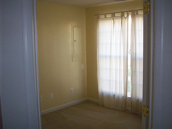 office/extra bedroom 1st floor