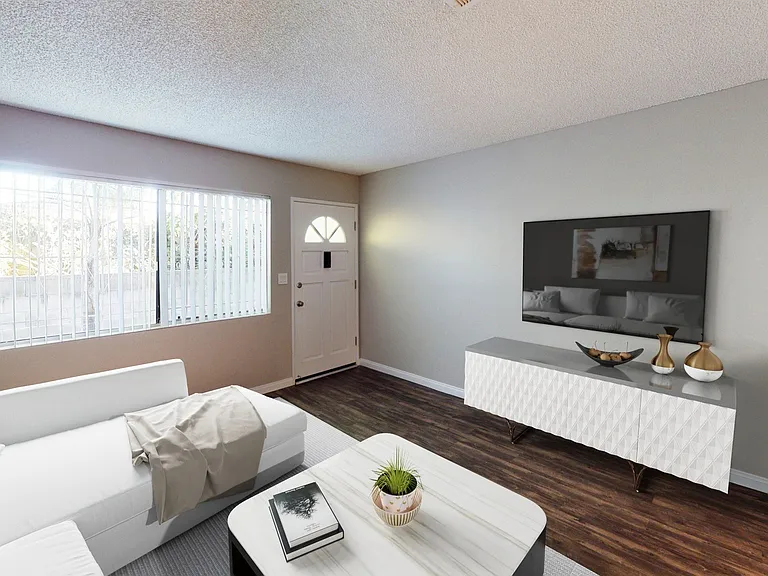 Mentone Apartments — Photo 15