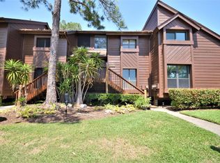 2338 Crows Nest Dr, League City, TX 77573