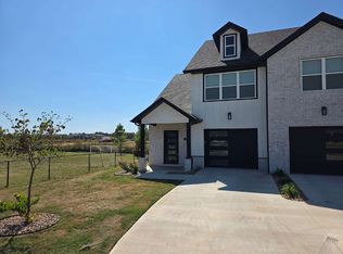 2803 SW Hampshire Ave, Bentonville, AR 72713