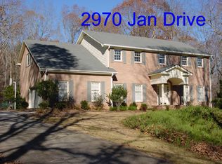 2970 Jan Dr, Douglasville, GA