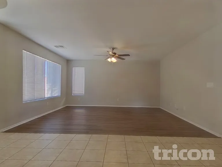 11809 W Joblanca Rd — Photo 4