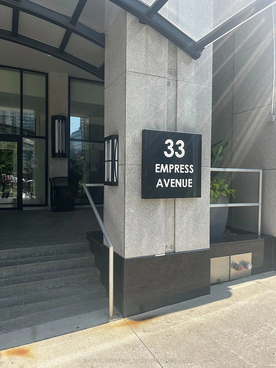 Building Photo - 33 Empress Ave #616