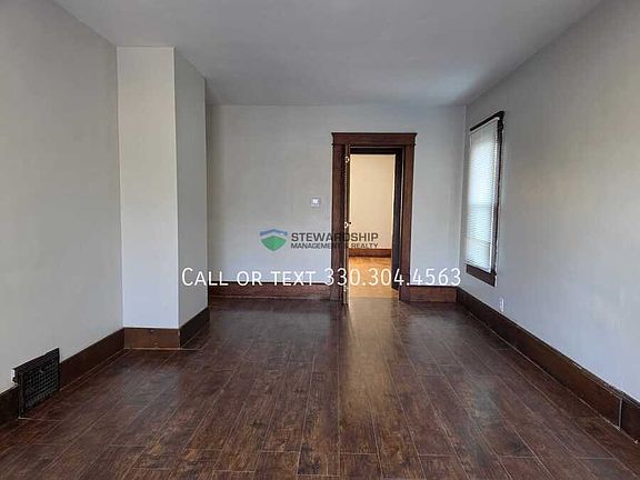 3rd image of 1014 Berwin St