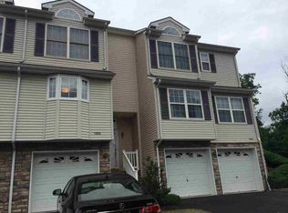 1404 Pondview Loop, Wappingers Falls, NY 12590