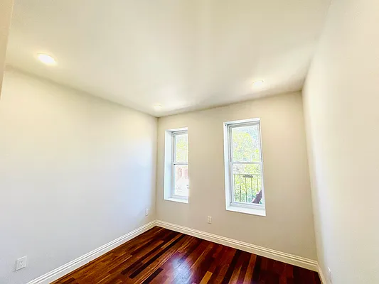 Rented by GROOME REALTY LLC | media 25