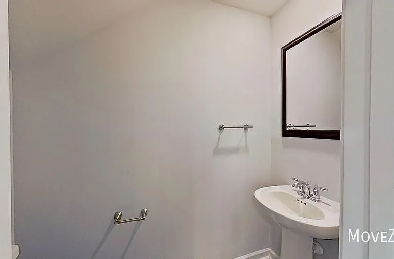 9319 Vineyard Grove Ln NE — Photo 13