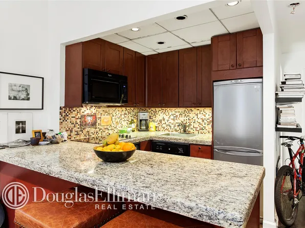 56 Pine St APT 6A, New York, NY 10005