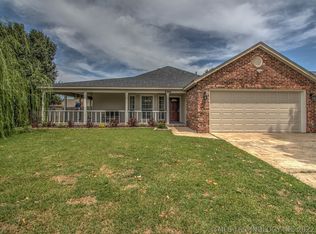 8300 E Madison St, Broken Arrow, OK 74014