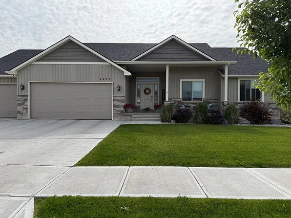 1000 Red Robin Ave, Ammon, ID 83401