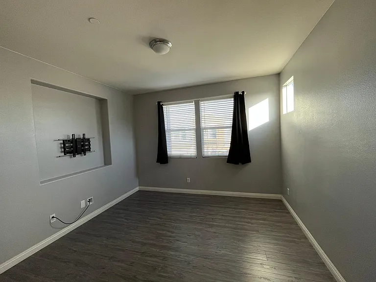 536 N Chardonnay Dr — Photo 9
