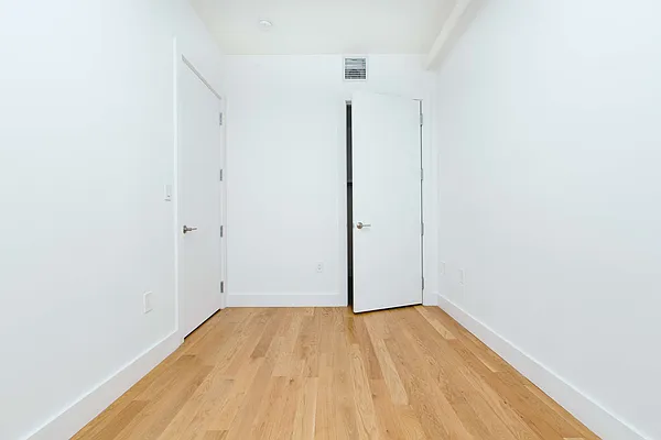 Rented by Nooklyn NYC LLC | media 23
