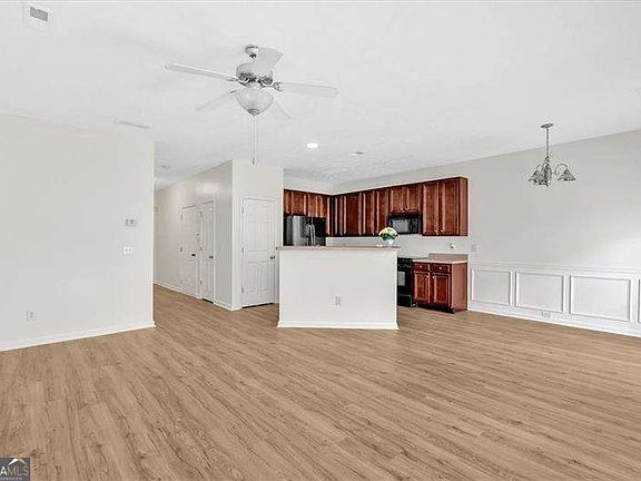 4th image of 2555 Flat Shoals Rd APT 1104