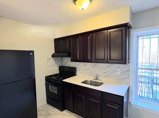 68 Lincoln Ave #1B, Newark, NJ 07104