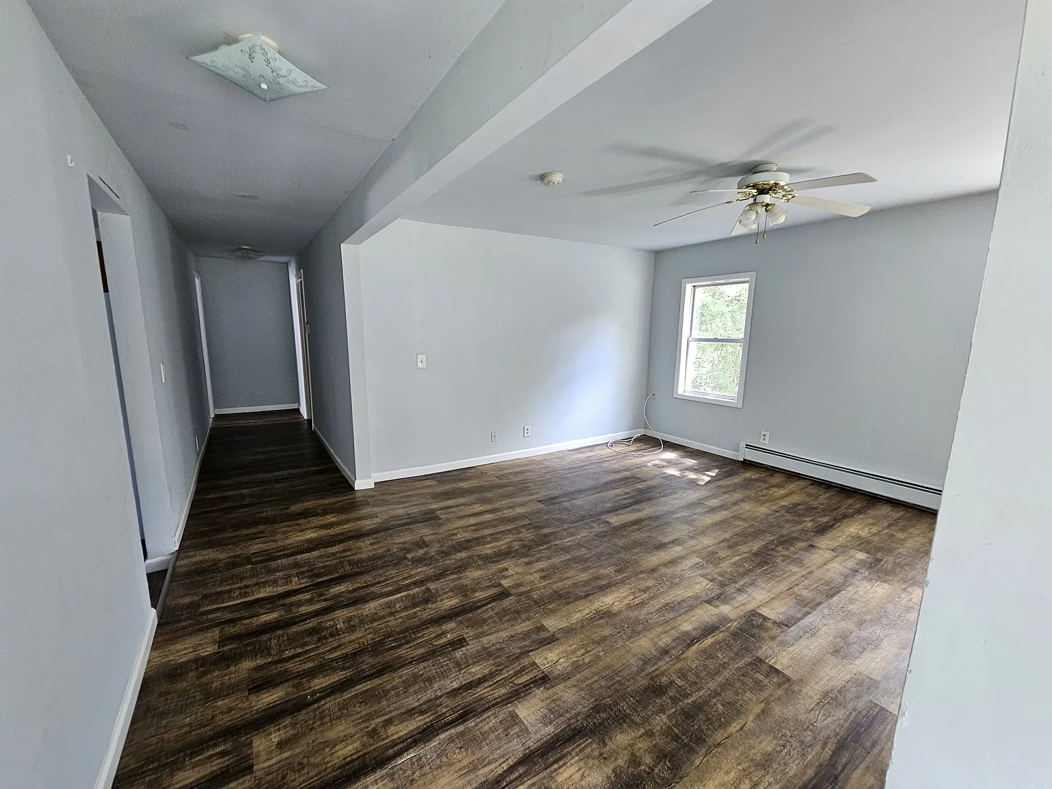 2 bed, 950 sqft, $1,500 — Photo 3